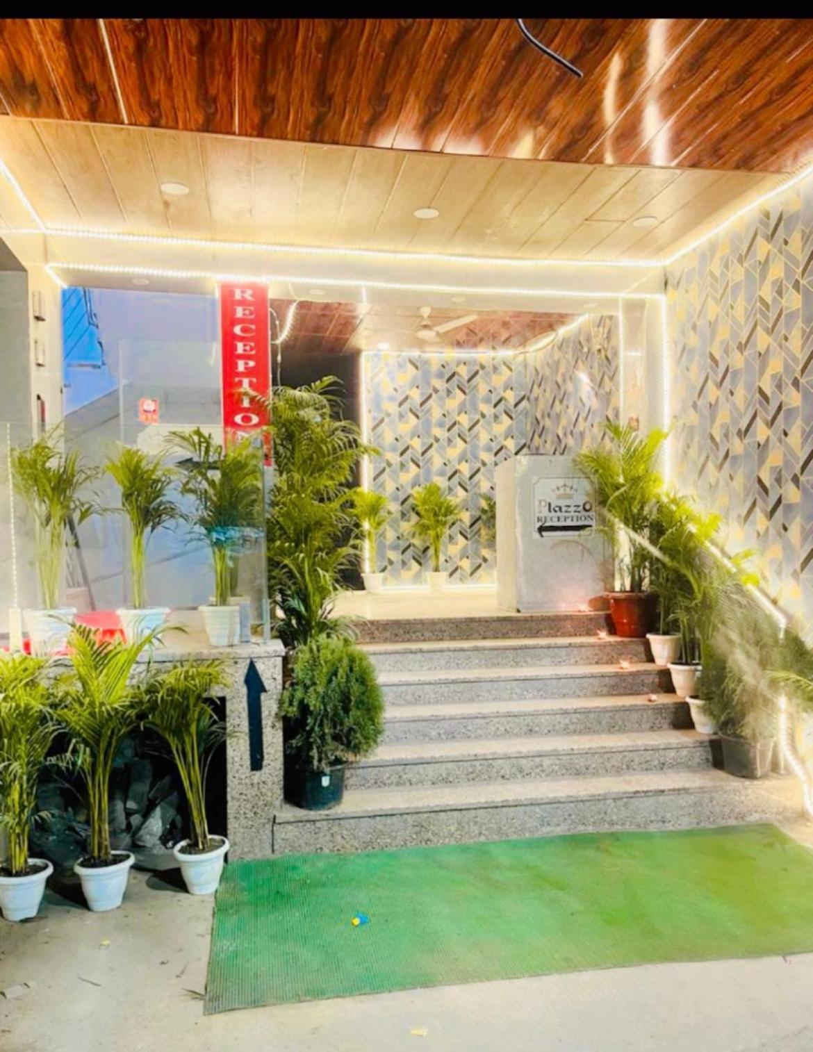 Plazzo Prime Plaza At Delhi Airport Nova Deli Exterior foto